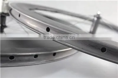 56mm and 86mm Carbon Clincher Wheels China Carbon Wide Side Bike Wheels W56C photo-5