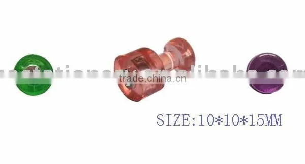 Magnetic Tacks