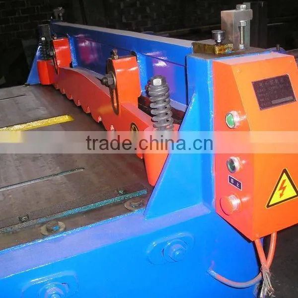 Economical Q11-3*1300 Mechanical Metal Sheet Shear/electric Shearing Machine photo-2