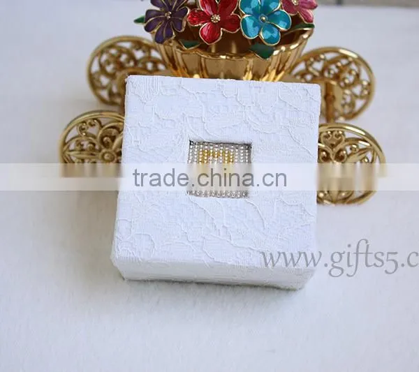 Luxury Jewelry Packaging Box With Beaded Name Plate of B photo-2