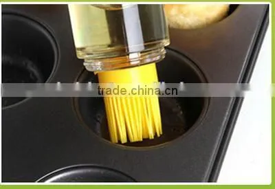 CY129 Pour Brush Store With Non-Clogging Silicone Dual Oil Brush ,Space Saver Cruet, Olive Oil Vinegar Salad Dressing Dispenser photo-3