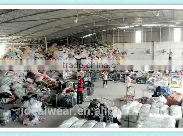 Canada Super Used Clothing in Bales photo-2