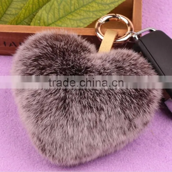Myfur Wholesale Heart Shape Soft Rex Rabbit Fur Pompom Keychain Fur Pompom