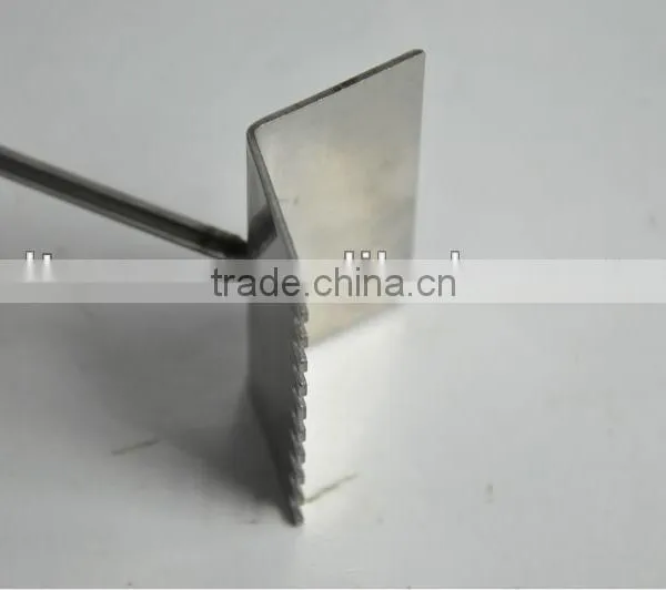 NEW TYPE! Red Wood Handle Stainless Steel Queen Excluder Cleaner photo-2