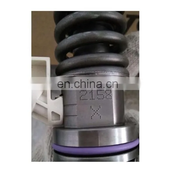 High Quality Engine Parts Diesel Common Rail Injector 20430583 photo-3