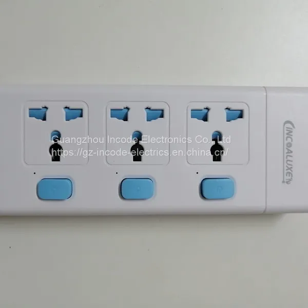 Розеточный выключатель с током 12 А