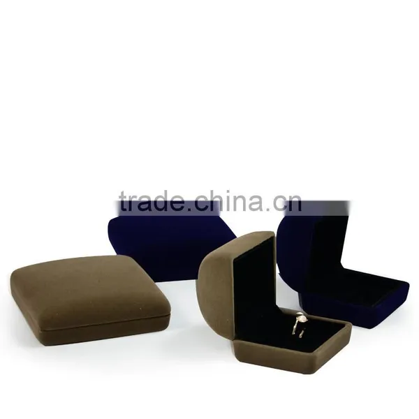 Custom Unique Design Velvet Jewelry Gift Box Ring Box photo-3