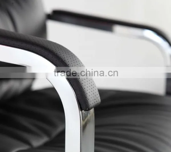 Modern Leather Executive Chair With Armrest photo-3