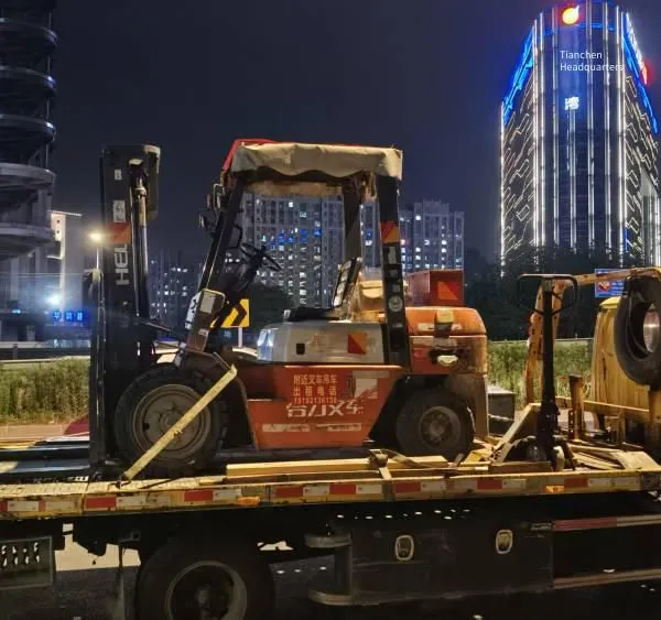 Rental of Forklifts on Fengbao Road, Rental of 200-ton Cranes, Rental of Aerial Work Platforms, Container Loading and Unloading, and Lifting and Installation Services photo-4
