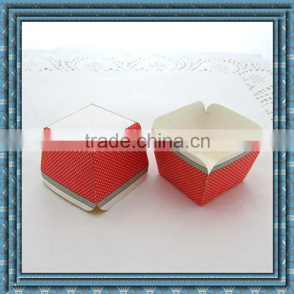 Best Price for PET Coated Muffin Cup, Paper Cupcake Carrier photo-5
