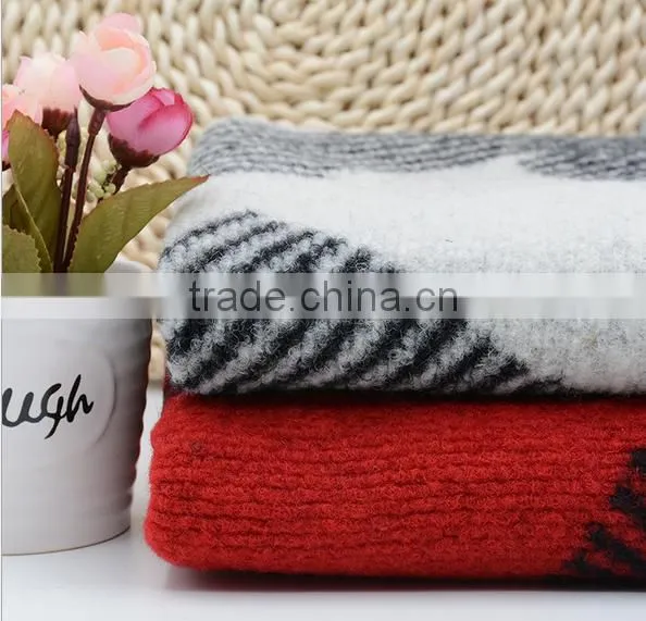 2016 Black and White New Jacquard Design Wool Blend Fabric for Woman's Overcoat Quality Choice photo-4