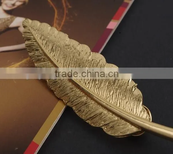 Cheap Wholesale Eyeglass Holder Leaf Brooch photo-6