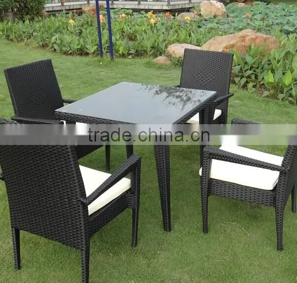 Simple Rattan Dinning Garden Set photo-4