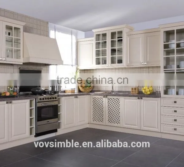 Model in Wood Kitchen Cabinet photo-3