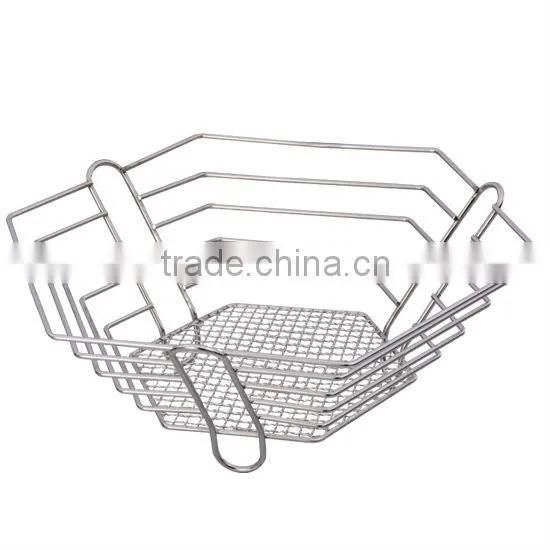 Vintage Metal Wrought Iron Leaf Ivy Wire Flower Basket Fruit Basket photo-2