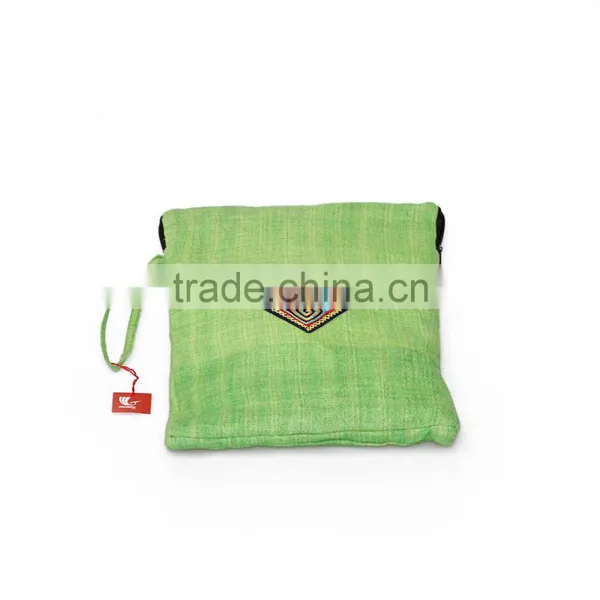 2015 Hot Selling Handmade Brocade Ethnic Handbag From Vietnamm - the Modern Beauty From Natural Materials photo-5