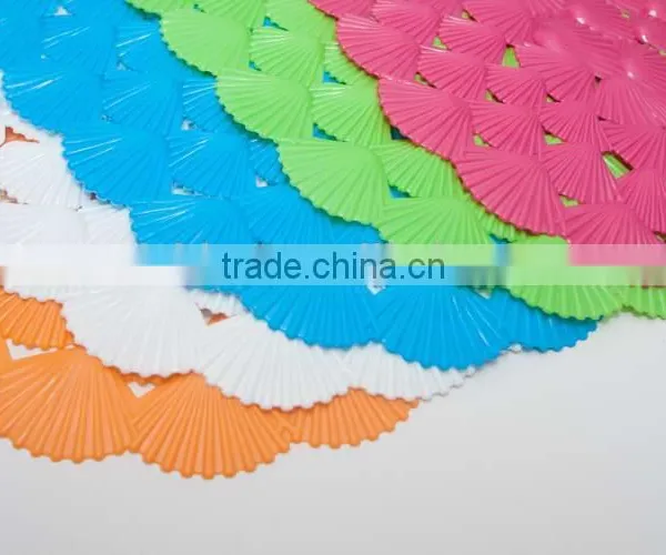 Good Quality Best-selling Pvc Foam Chenille Non Slip Bath Mat photo-6