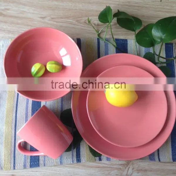 Ceramic Tableware Dinnerware Sets With Red Solid Color