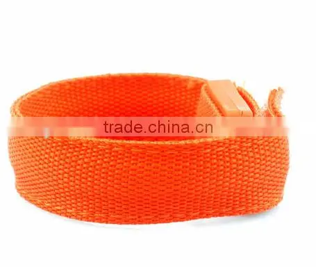 Cool Stylish Flashing LED Light Wrist Band Glow Armband Night Fun Wrist Strap photo-6