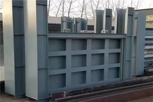 Integrated Machine and Gate Steel Gate - Manufacturer of Steel Gates for the Forebay of Yueyang Hydropower Station photo-4