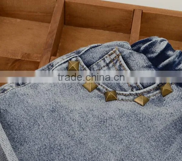 Wholesale Fashion Korean Baby Girl Clothes 2016 New Summer Girl Short Jeans Lovely Little Girl Metal Rivets Pocket Jeans photo-3