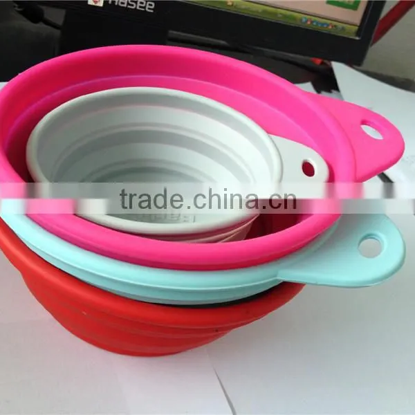 PETS Collapsible Travel Bowl With a Handle photo-2