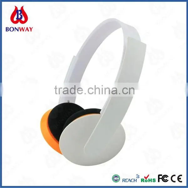 Made in China Custom Wholesale Headphone photo-6