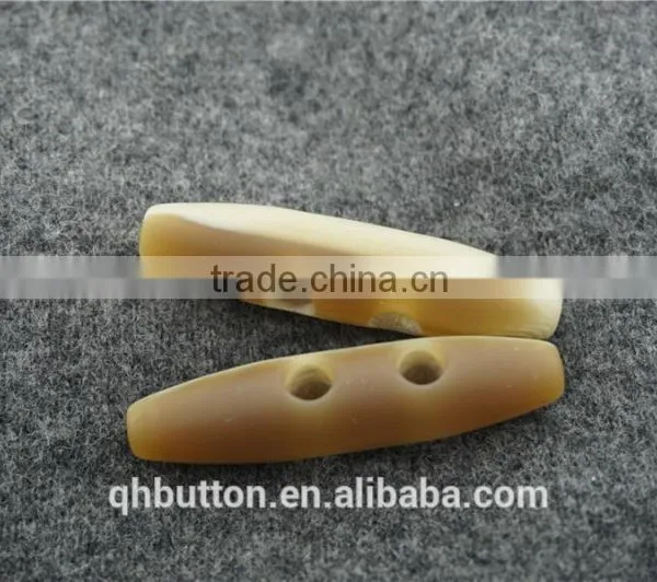 Chinese Button Beige Resin Matt Effect 2-holes Bar Toggle Button for Clothing photo-3