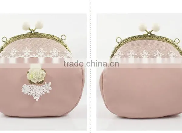 Mini Metal Openning Bag Lace Decoration Pink Leather Promotional Bag photo-5