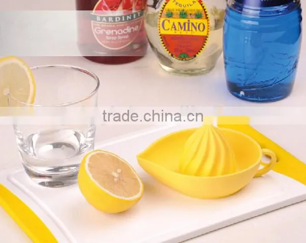Silicone Manual Lemon Citrus Juicer photo-6