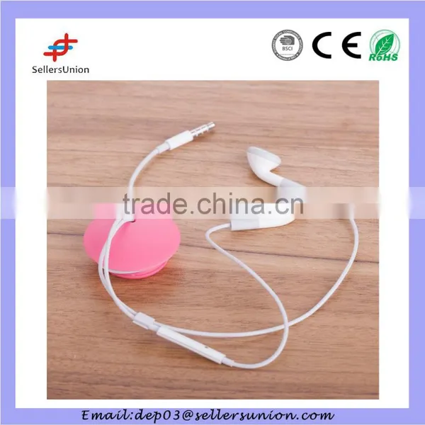 Headphone Wire Manager