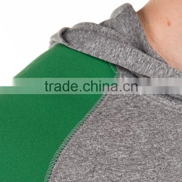 Latest Shirt Designs for Men Lightweight Hooded Performance Shirt T Shirt Wholesale China photo-5