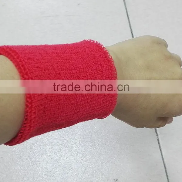 Custom Sports Wristbands With Woven Label photo-3