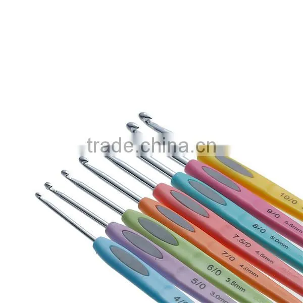 Cheap Wholesale At Random 13.5cm Plastic Aluminum Crochet Hooks photo-2