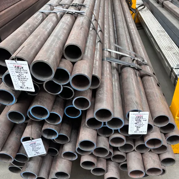 Export ASTM A106 Sch40 Seamless Steel Pipe Tube Cold Drawn Seamless Steel Pipe Factory in Stock photo-2