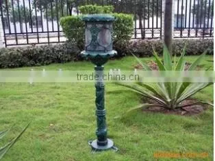 CE ROHS Certificated Customized Solar Powered Lawn Light With Plastic Square Head photo-2