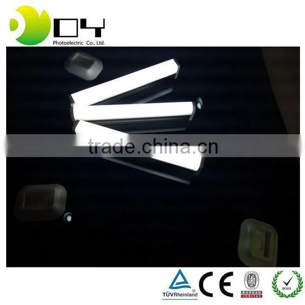 Multifunctional Low Energy Comsumption Handheld Emergency Light Flashing Emergency Light photo-4