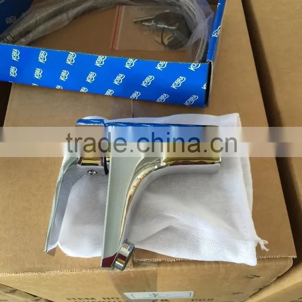 BRASS BASIN FAUCET photo-3