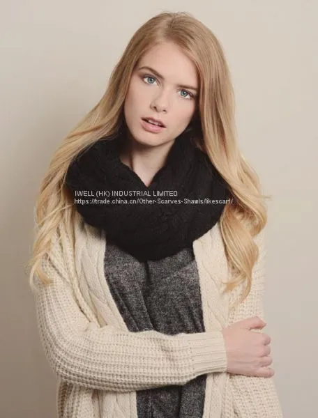 Single Color Women Winter Knitted Infinity Circle Loop Scarf Wholesale photo-4