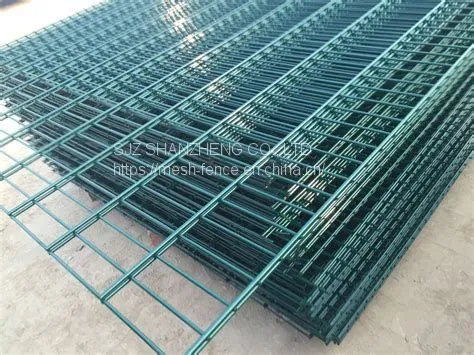 Welded Wire Mesh Fencing Rigid Panel in Europe Style photo-3