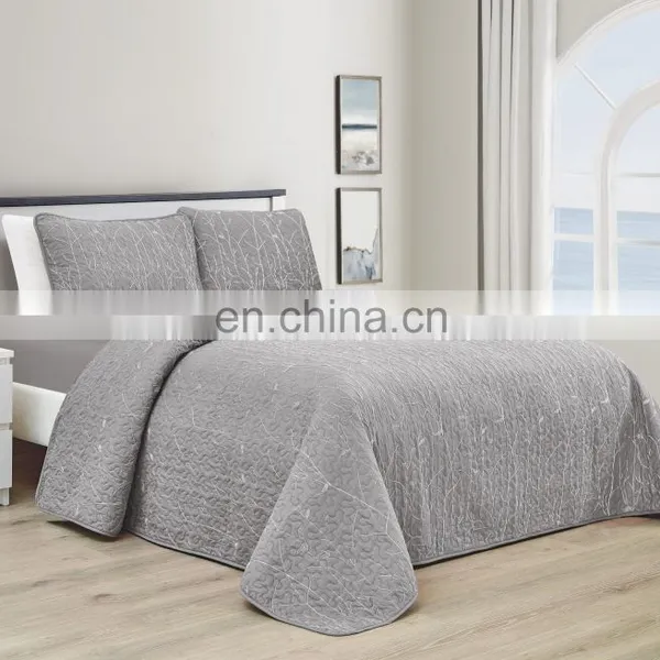 Wholesale Comforter Folded Soft Microfiber Lightweight Coverlet For All Season Fabric Embroidery Quilt photo-4