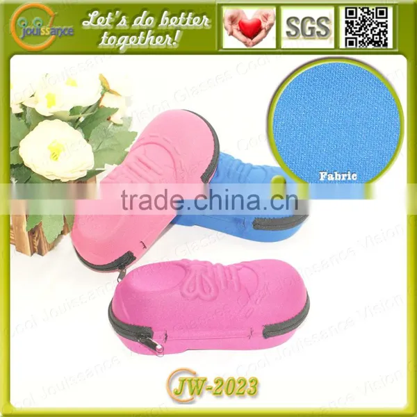 China Hot Sale Promotional Plastic Glasses Case Designed Eyewear Case photo-5