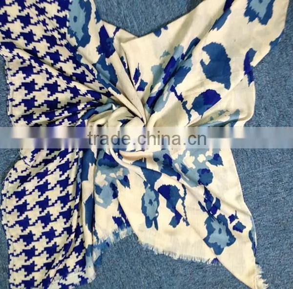 Customized Polyester / Viscose Scarf With Screen Printing for Women, Autumn and Winter Style photo-3