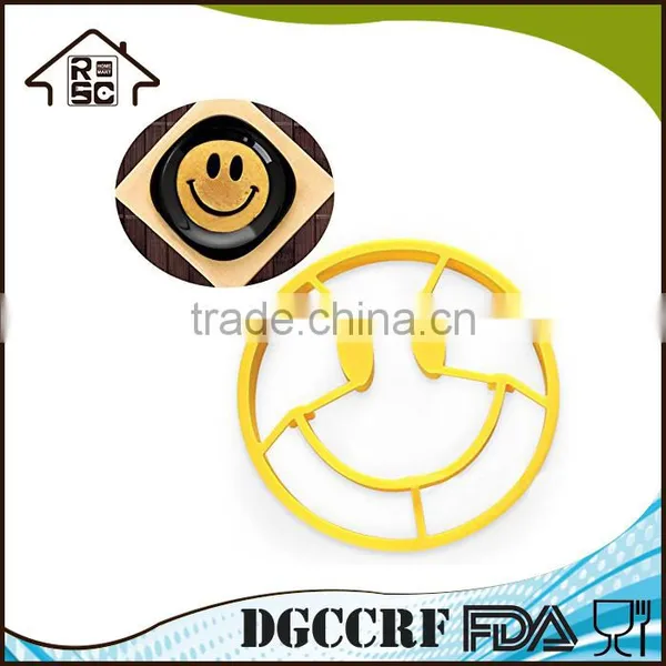 FDA Approved Silicone Egg Pancake Ring,Smile Shape Silicone Fried Egg Mold photo-2