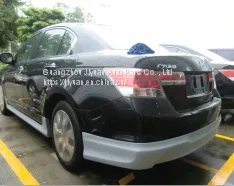 Автомобиль Honda Accord оснащен передней и задней антикрыльчатой накладкой Eightgen Accord 11-13 серии, а также нижней губой бампера eightgen accord.