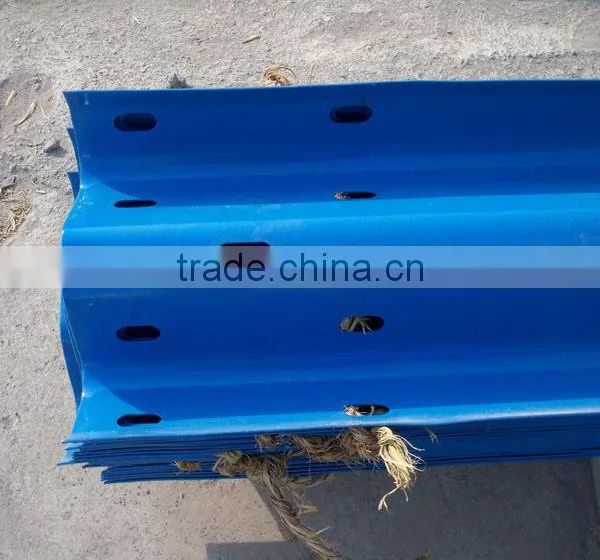 Factory Made Highway Metal Road Safety Guardrail Price for Road Barrier Use photo-2