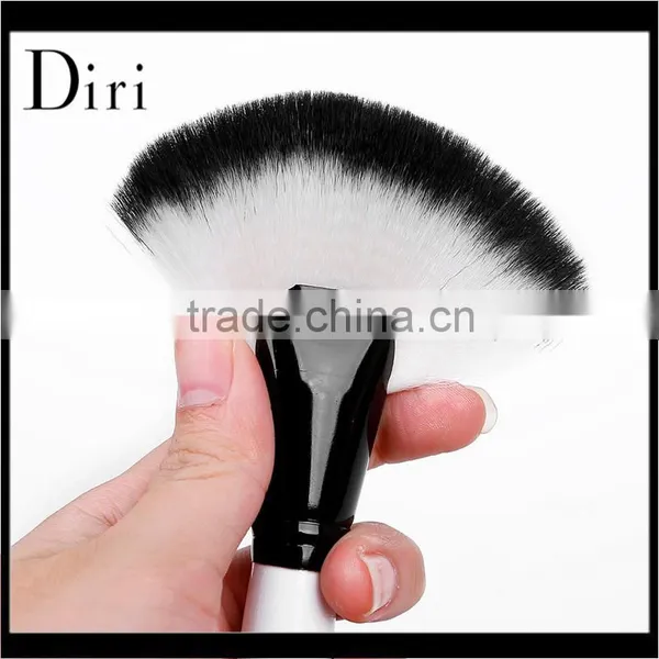White Handle Smudge Brush Makeup Brush Set 32 Piece photo-3