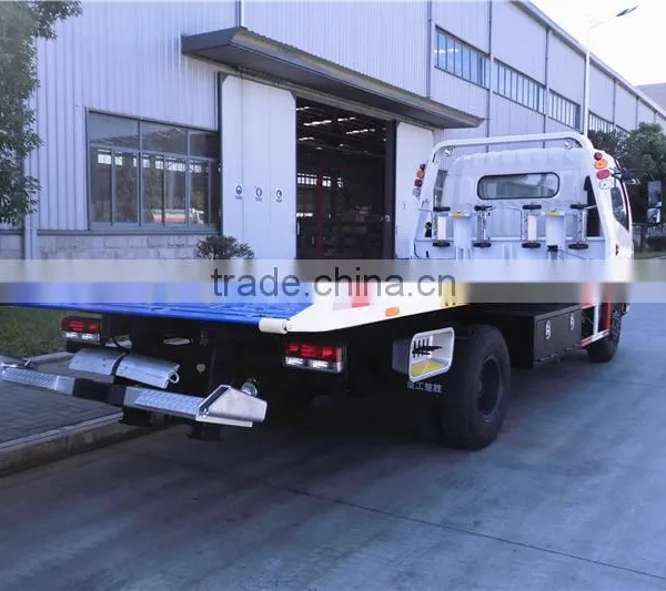 Dongfeng RHD 4TON Road Wrecker Truck photo-4