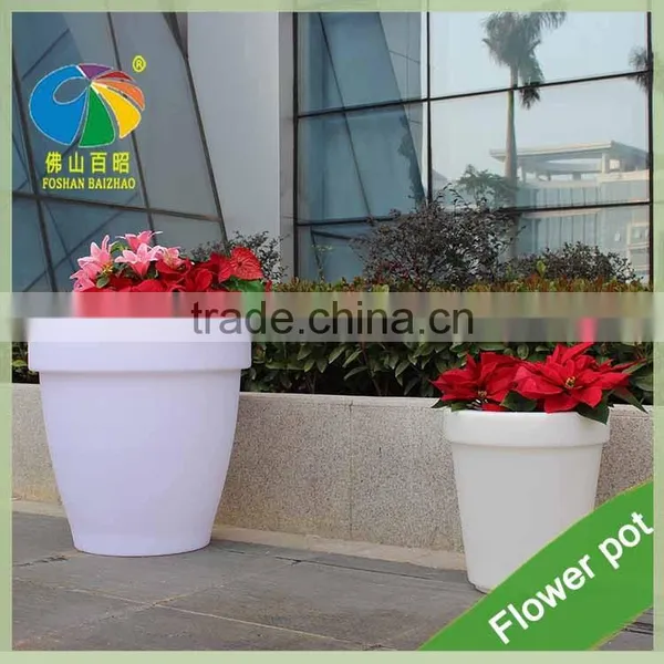 China Suppliers Solar Led Plant Pot Light up Flower Pots for Home Finishes Interior Decor photo-6