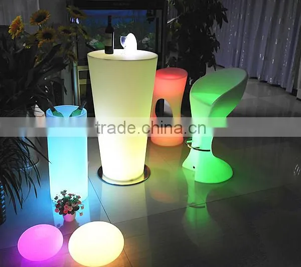 Hot Sale Brighting Party Favor Colorful Led Lighting Cocktail Chair photo-3